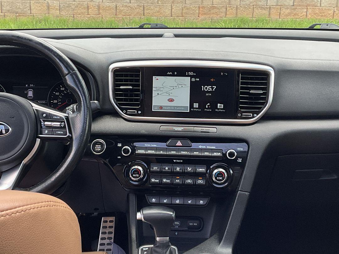 Vehicle image 14 of 24