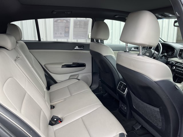Vehicle image 45 of 52