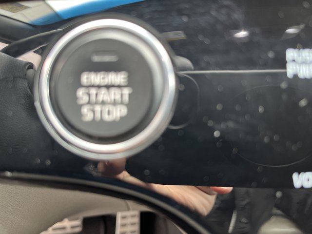 Vehicle image 30 of 52