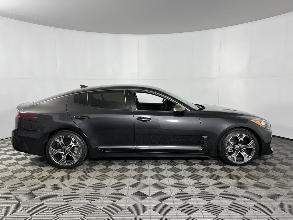 2021 Kia Stinger GT-Line Image 5 of 38