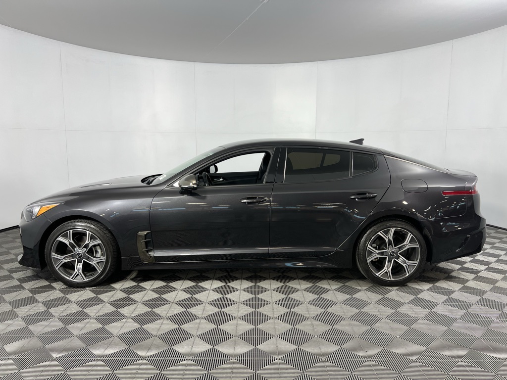 2021 Kia Stinger GT-Line Image 9 of 38