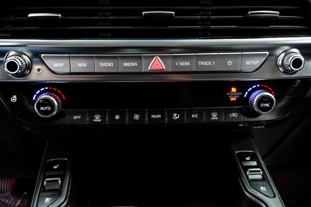 Vehicle image 24 of 44