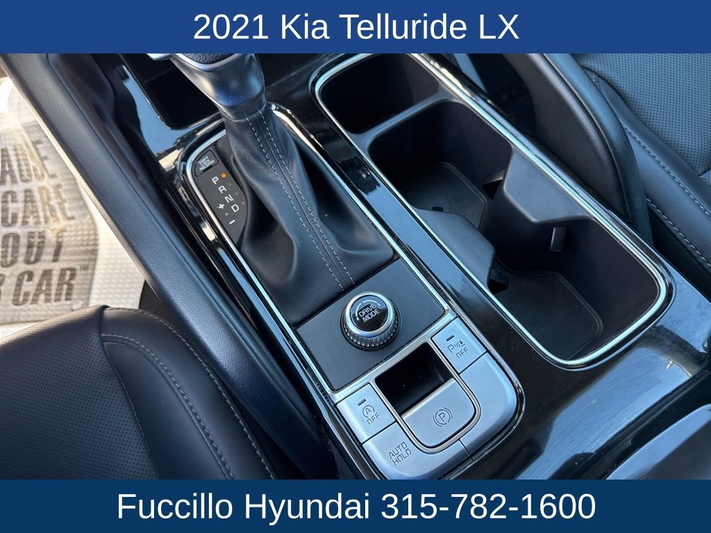 Vehicle image 15 of 20