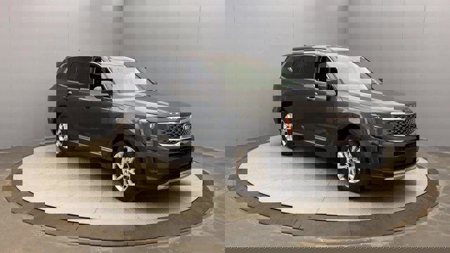 Vehicle image 4 of 27