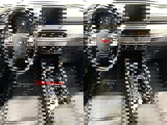Vehicle image 15 of 27