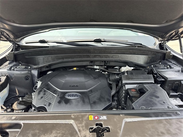 Vehicle image 9 of 27