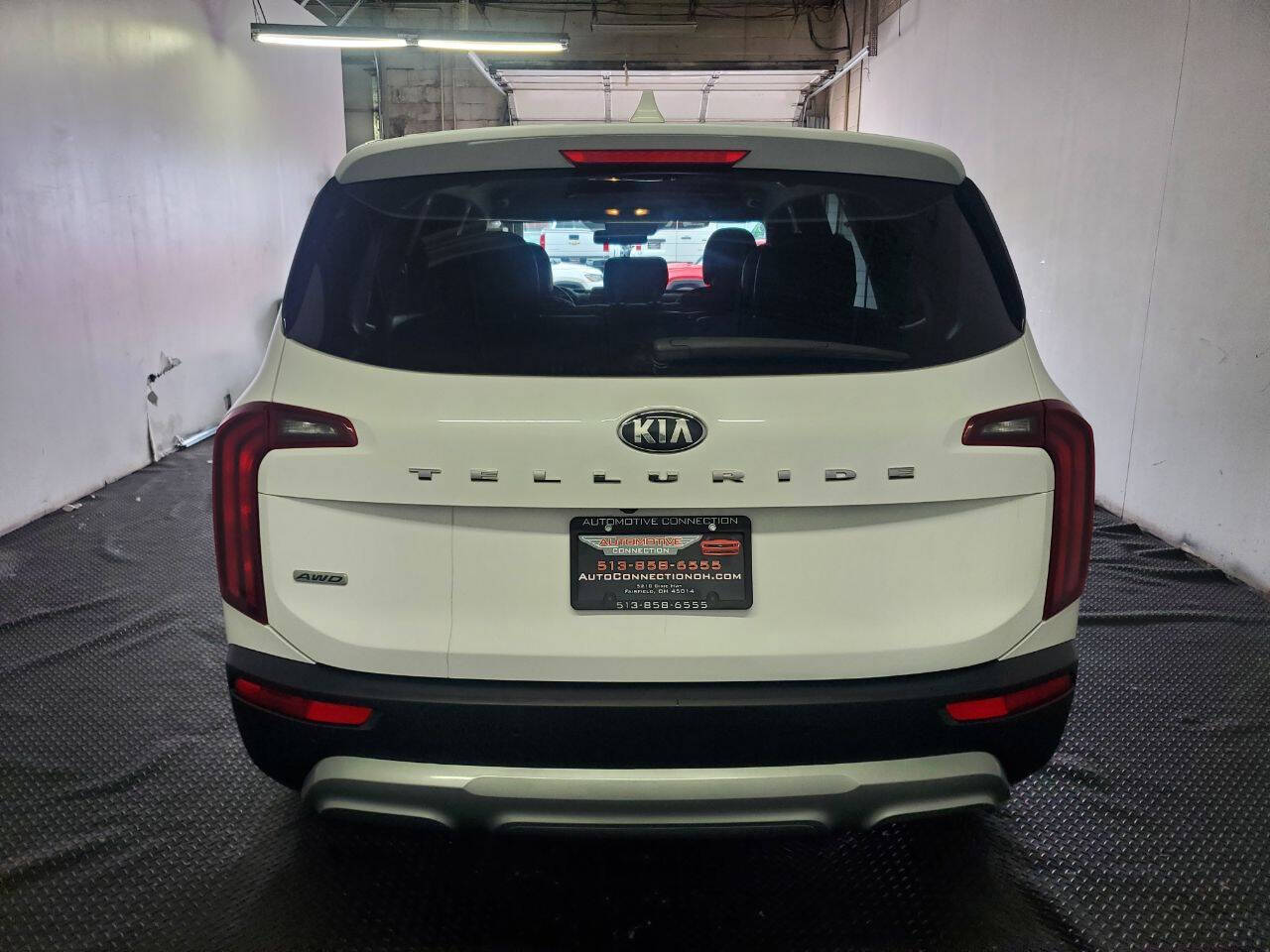 Vehicle image 5 of 23