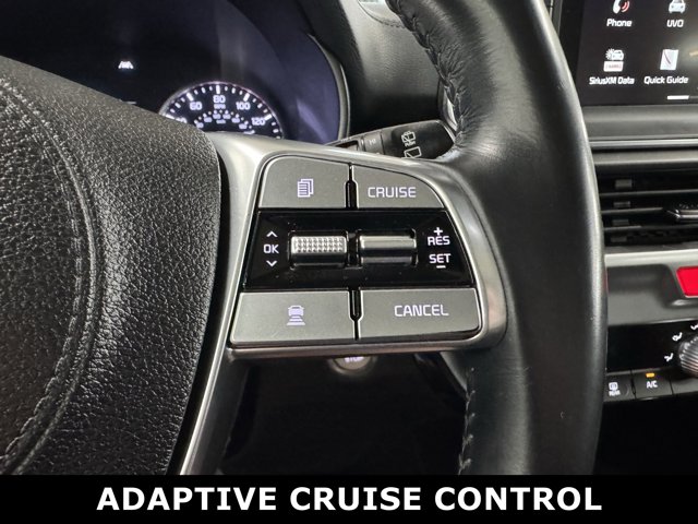 Vehicle image 16 of 33