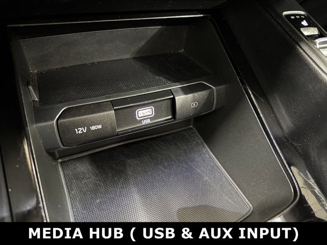 Vehicle image 12 of 33