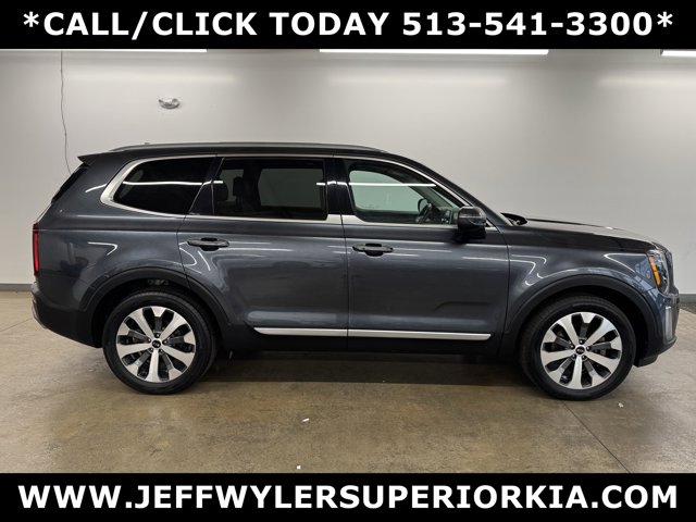 Vehicle image 4 of 33