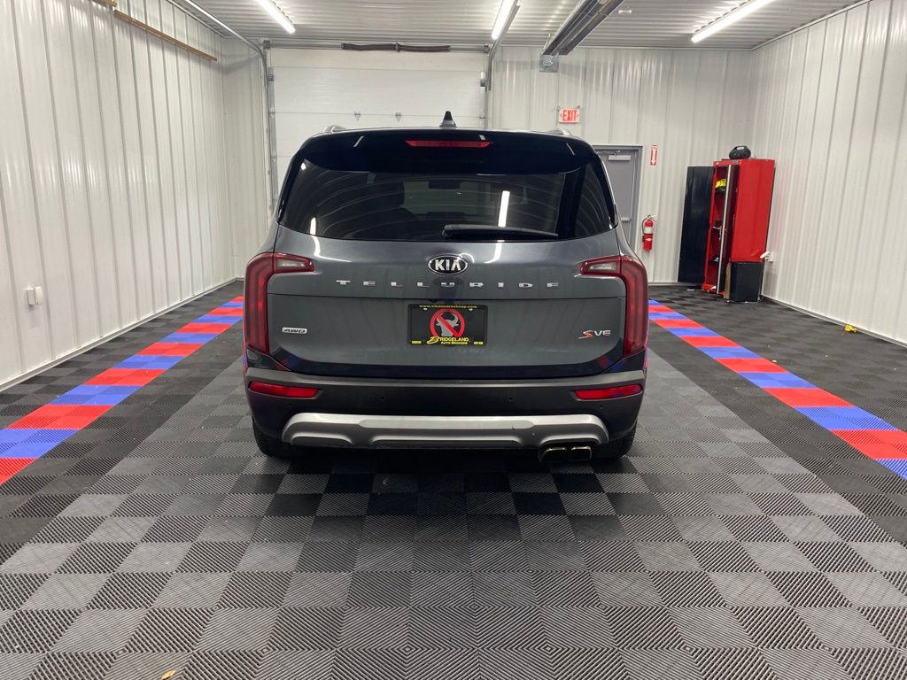 Vehicle image 6 of 16