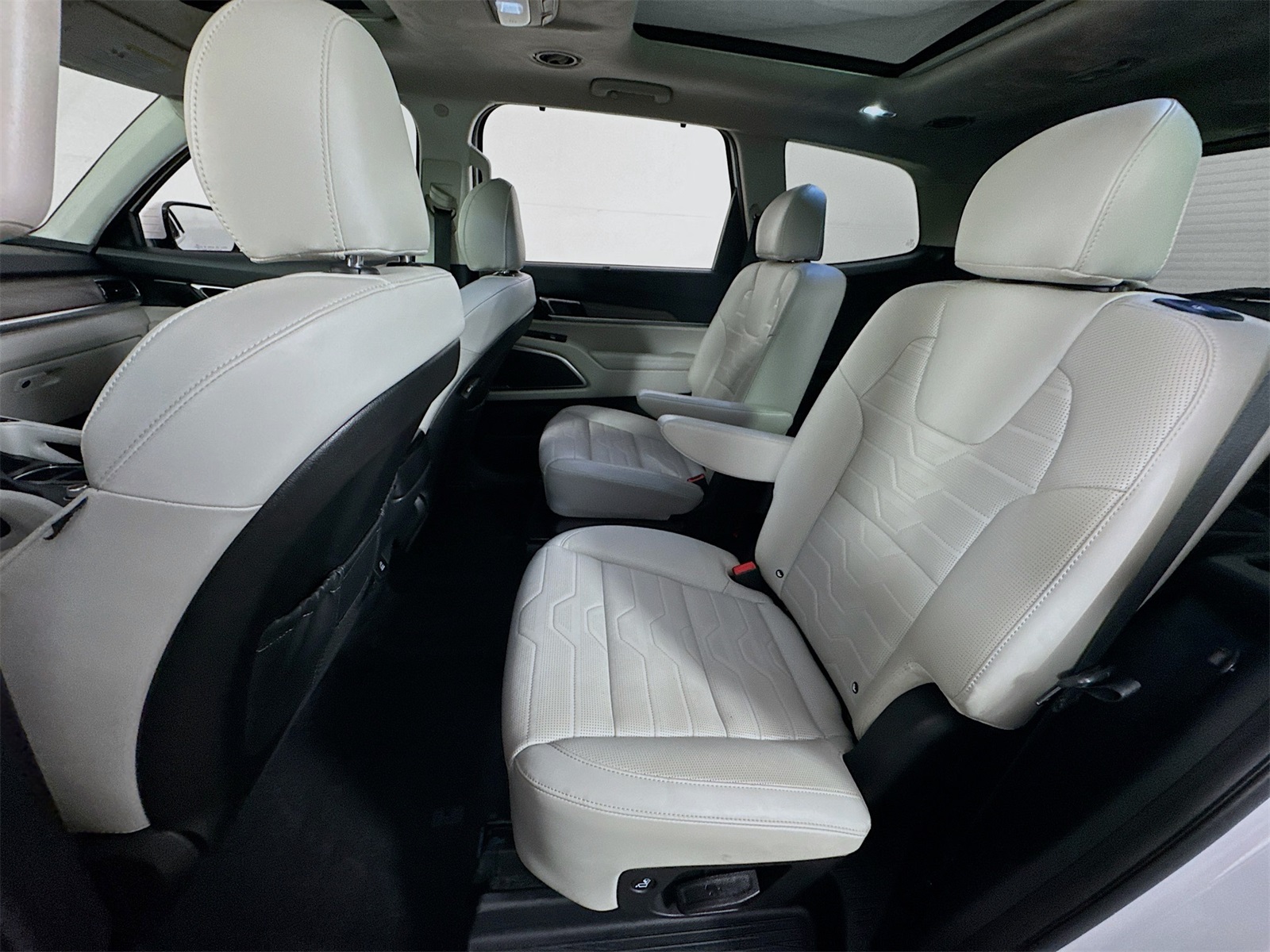 2021 Kia Telluride SX Image 12 of 21