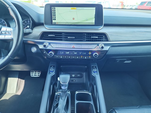 Vehicle image 24 of 29