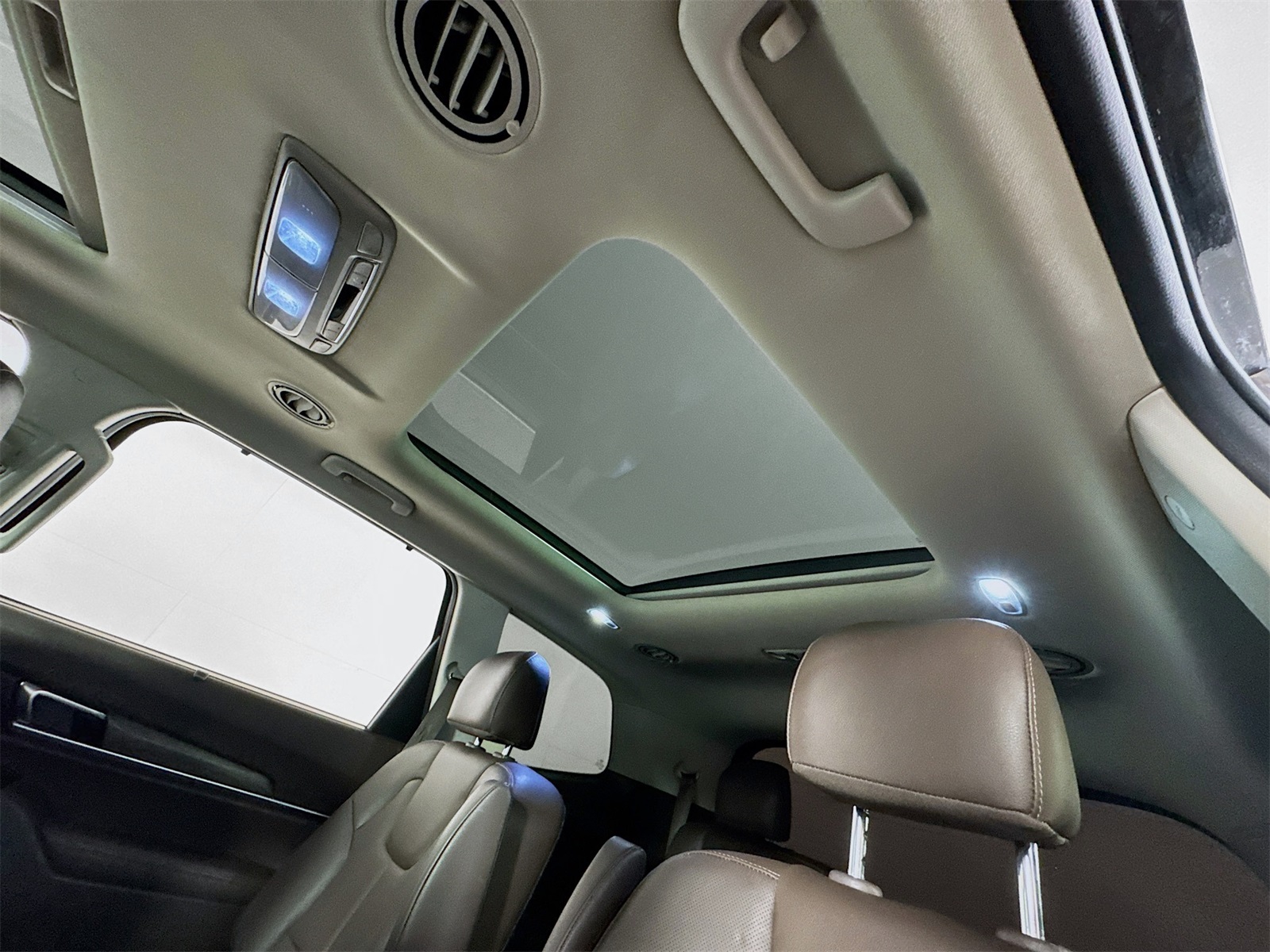 2021 Kia Telluride SX Image 13 of 23