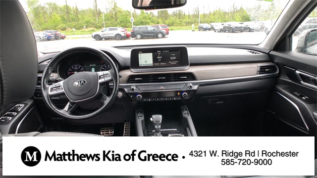 Vehicle image 21 of 32