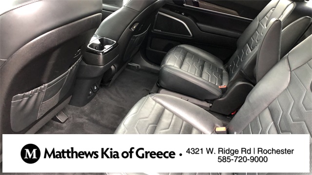 Vehicle image 19 of 32