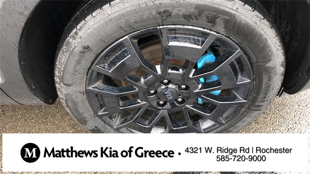 Vehicle image 15 of 32