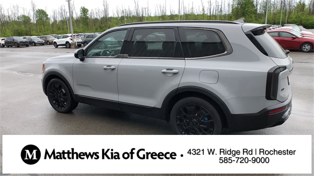 Vehicle image 9 of 32