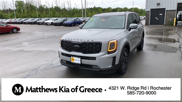 Vehicle image 2 of 32