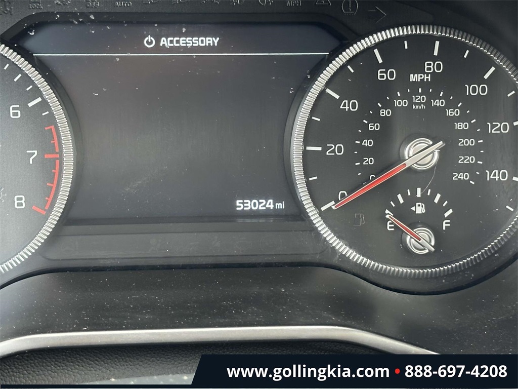 Vehicle image 22 of 32