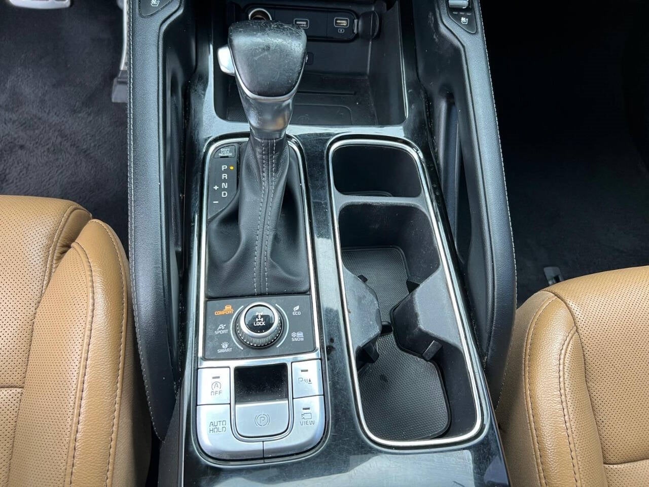 Vehicle image 40 of 63