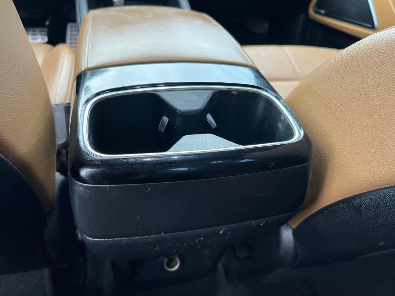 Vehicle image 24 of 63