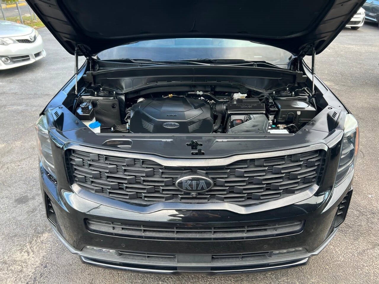 Vehicle image 17 of 63