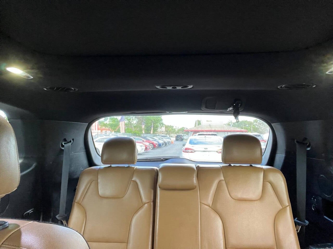 Vehicle image 33 of 63