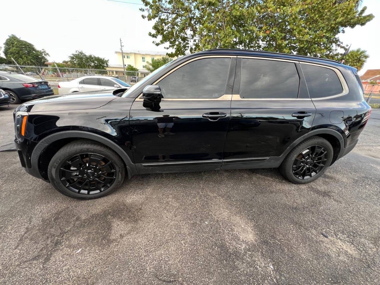 Vehicle image 12 of 63