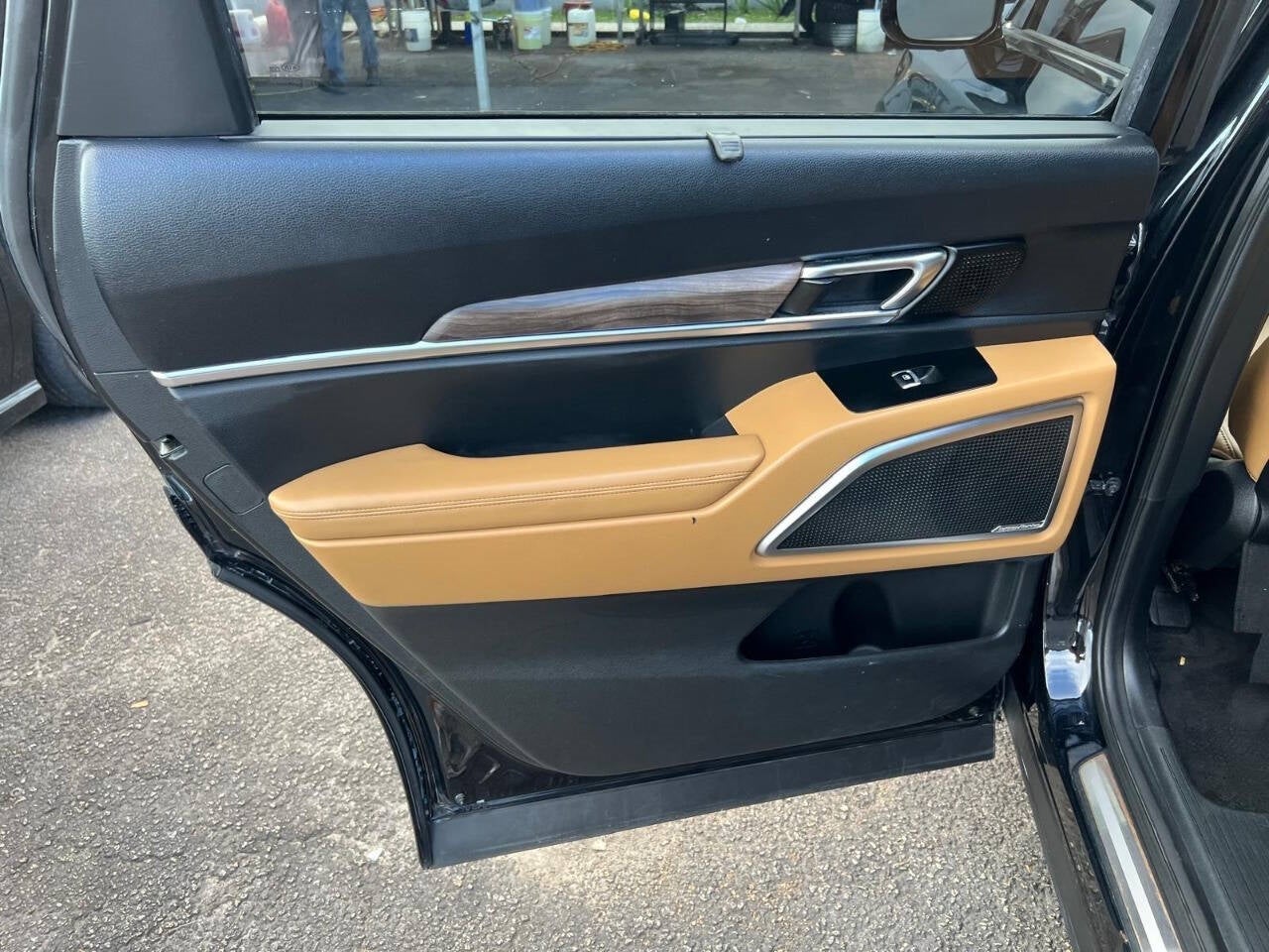Vehicle image 53 of 63