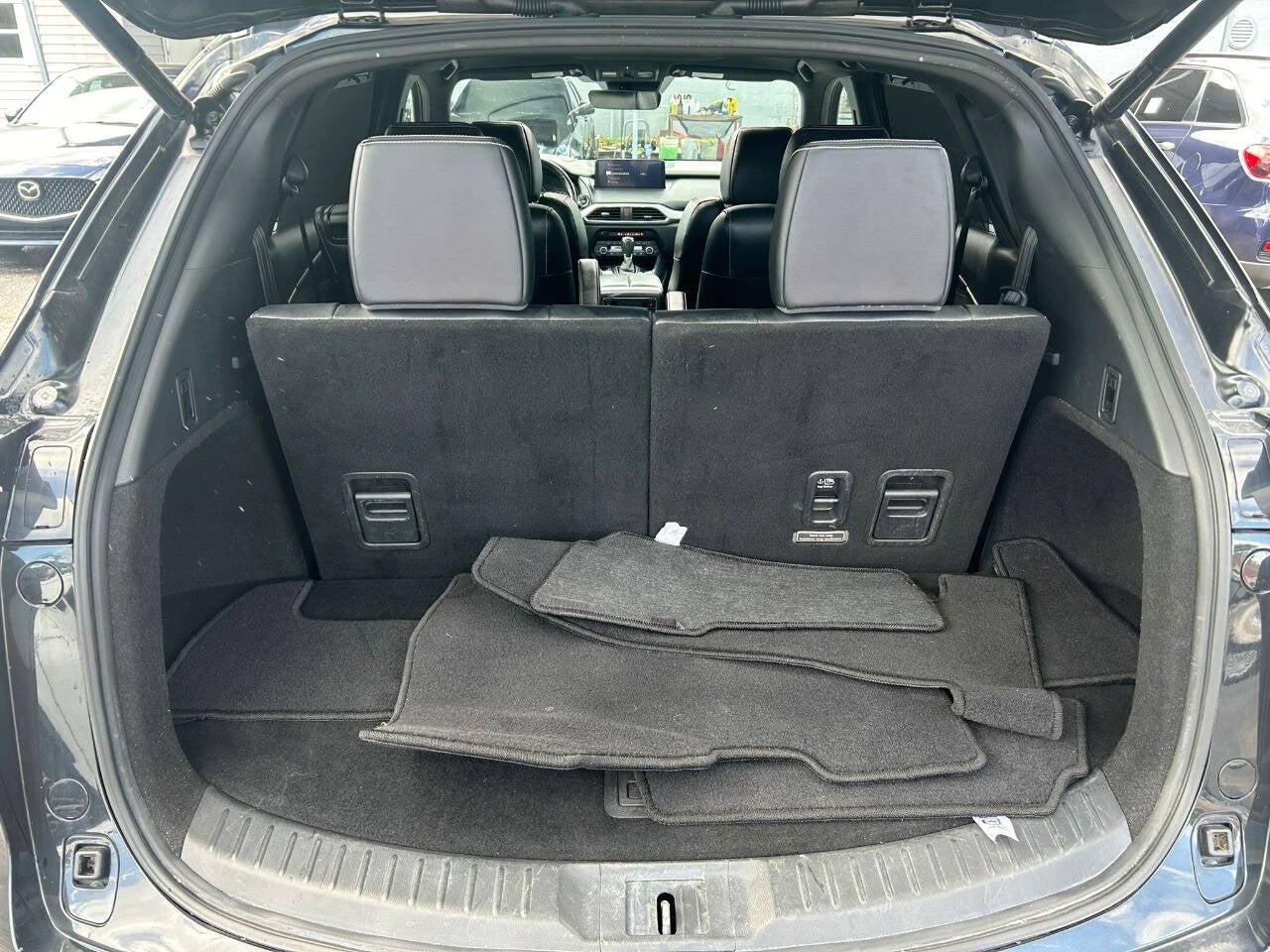 Vehicle image 38 of 48