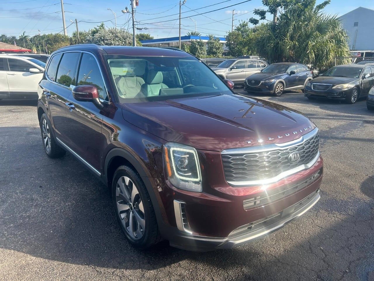Vehicle image 10 of 48