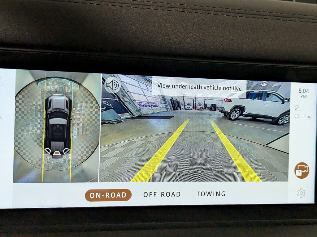 2021 Land Rover Defender Base Image 26 of 45