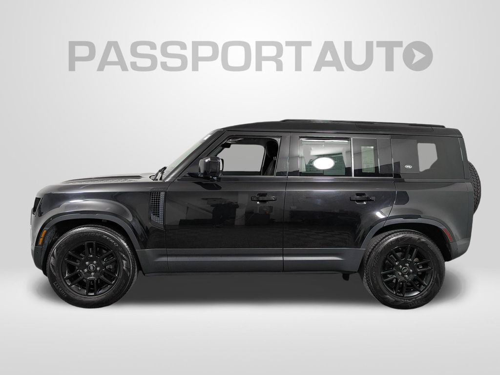 2021 Land Rover Defender Base Image 8 of 45