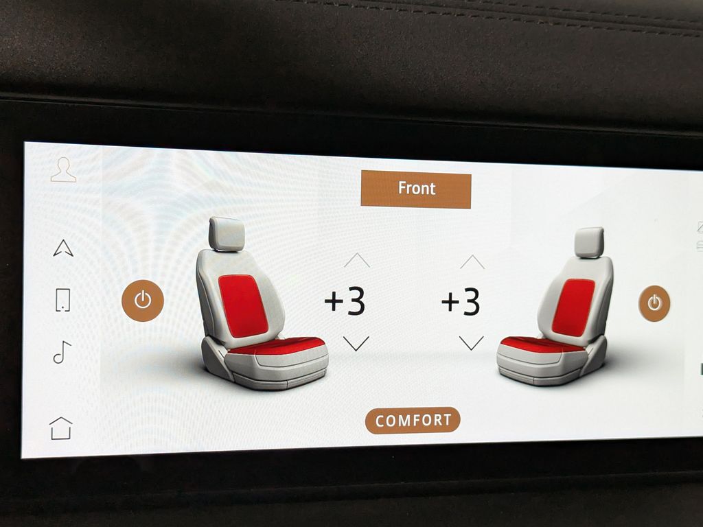 2021 Land Rover Defender Base Image 24 of 45