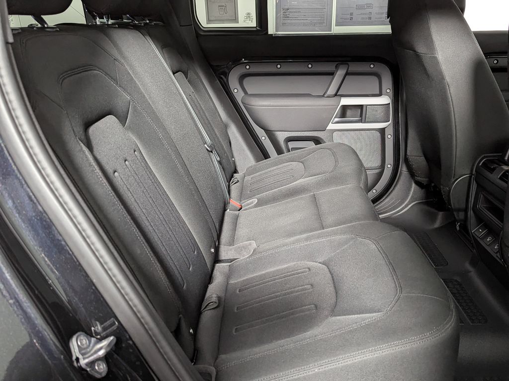2021 Land Rover Defender Base Image 12 of 45