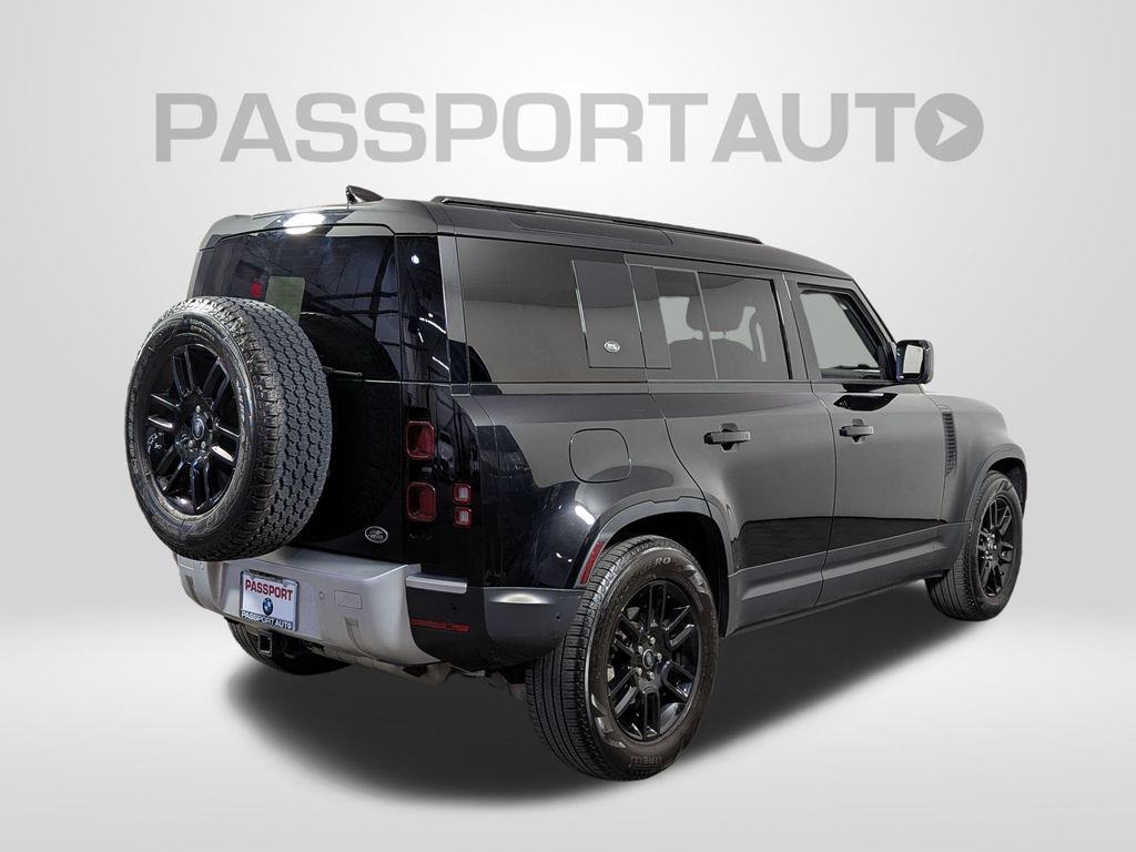 2021 Land Rover Defender Base Image 5 of 45