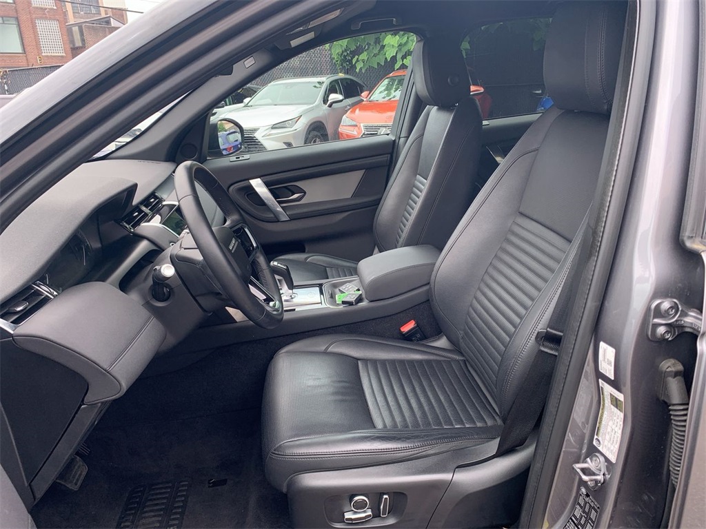 Vehicle image 10 of 26