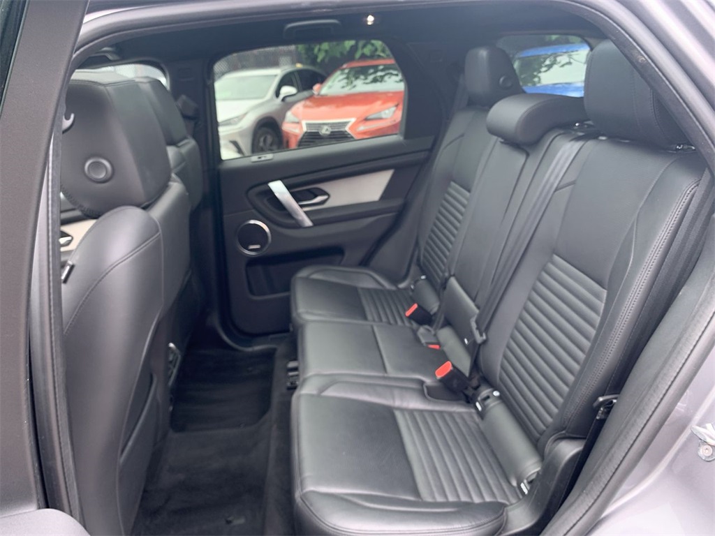 Vehicle image 22 of 26