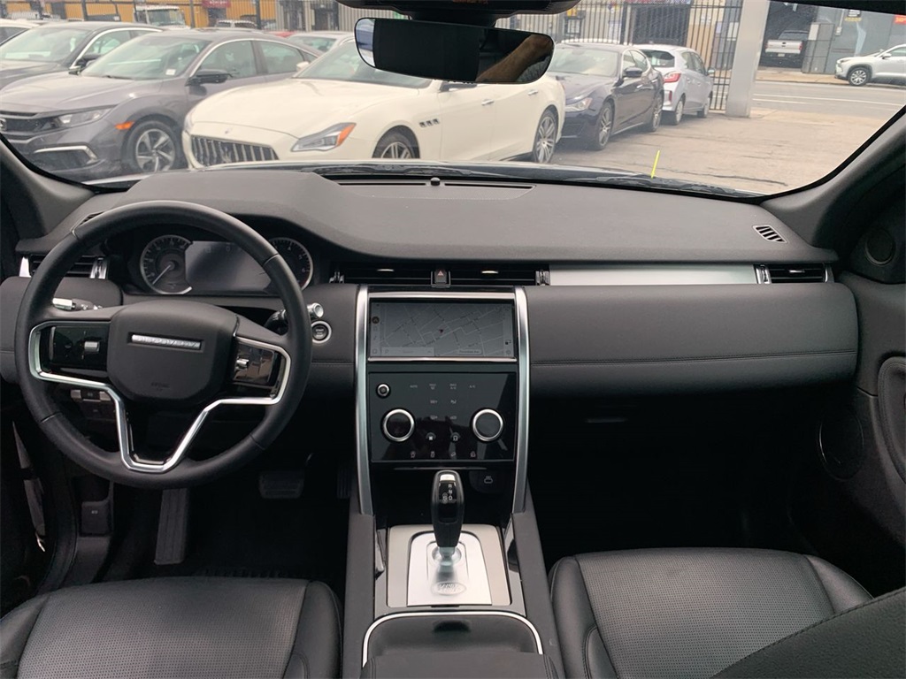 Vehicle image 23 of 26