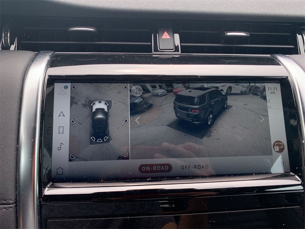 Vehicle image 16 of 26
