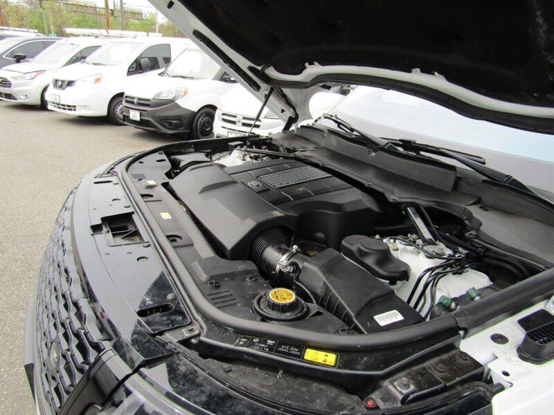 Vehicle image 38 of 76
