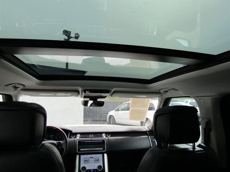 Vehicle image 72 of 76