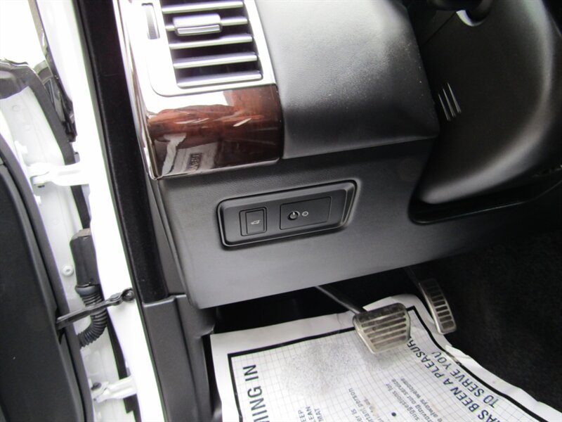 Vehicle image 57 of 76