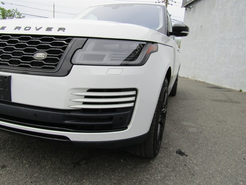 Vehicle image 18 of 76
