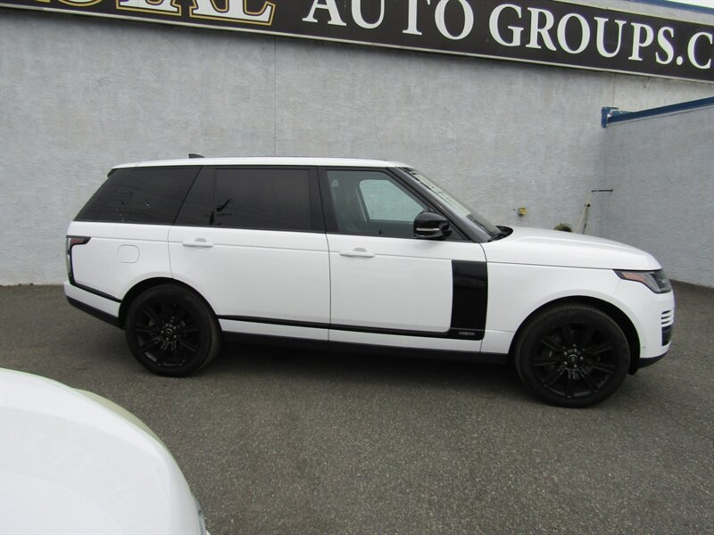 Vehicle image 5 of 76