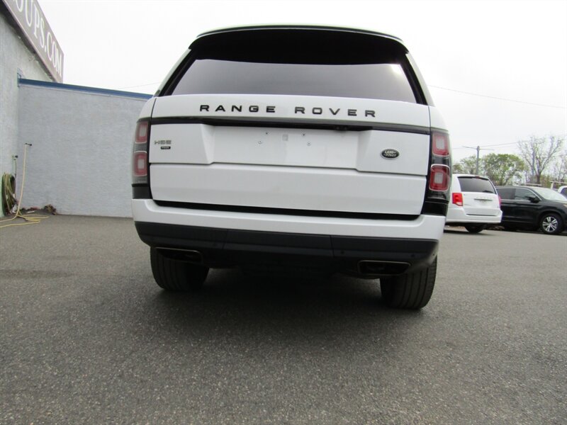 Vehicle image 9 of 76