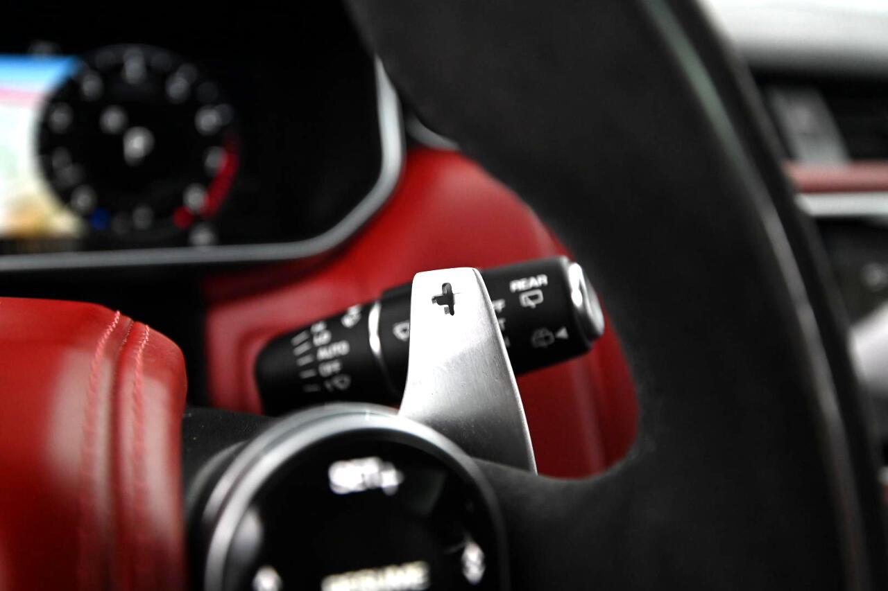 Vehicle image 41 of 48