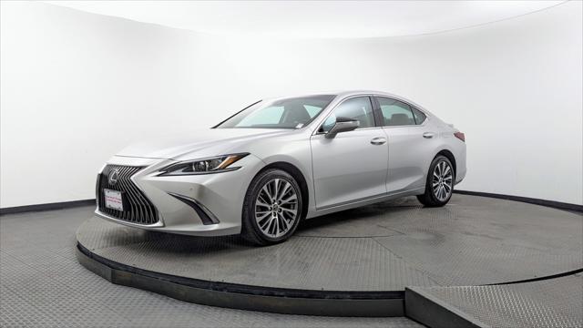 2021 Lexus ES 250 Image 1 of 29