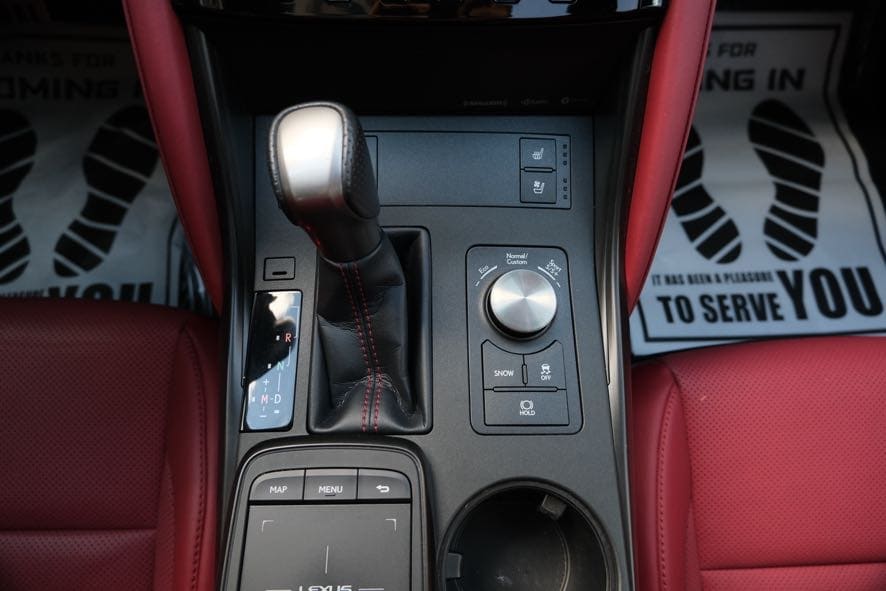 Vehicle image 29 of 42